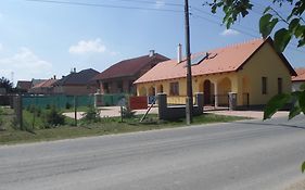 Kiserdo Vendeghaz